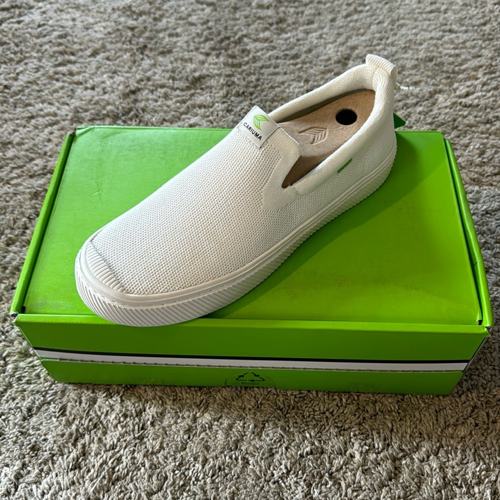 Cariuma IBI Slip On White Knit Sneaker